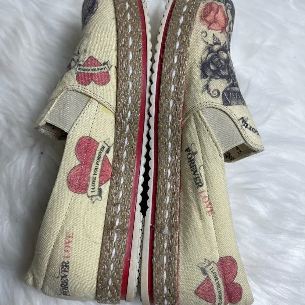 Goby beige canvas skulls print espadrilles slip on loafers Size EUR 37